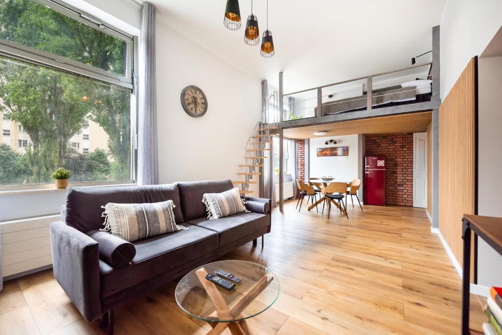 Arkadia Mezzanine Apartment, Warsaw (updated prices 2024)