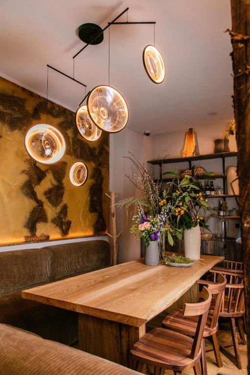 Hotel Marignan Champs-Elysées - Resim 8