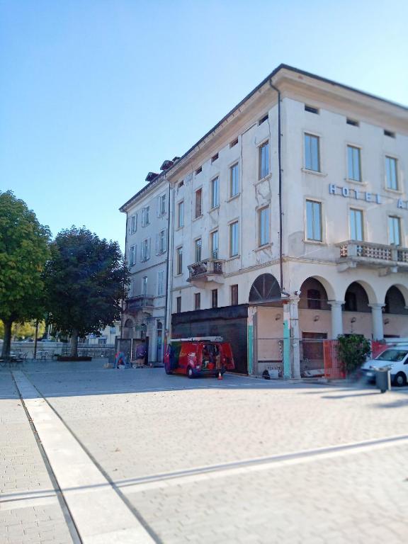 Apartment Palazzo Clerici, Luino, Italy - Booking.com