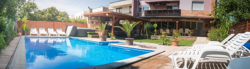Oázis apartman 8360 Keszthely, Martinovics u. 26. kép - 1