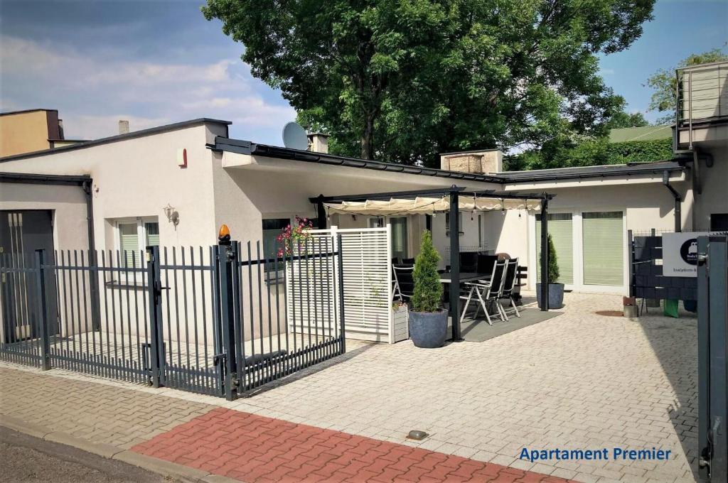 Budova, v ktorej sa apartmán nachádza
