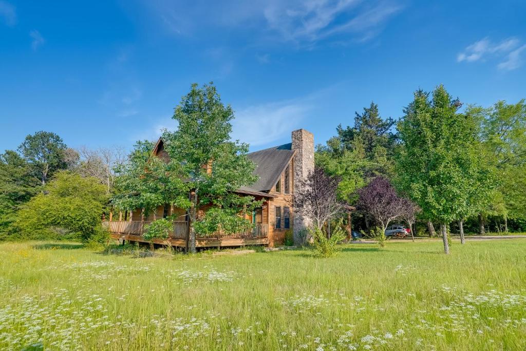 PetFriendly Jefferson Home Near Lake O the Pines, Jefferson Updated