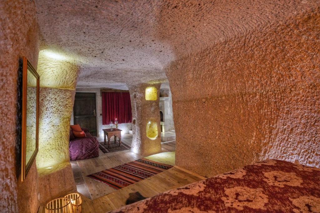 Takaev Cave House - Suite De Cuevas Antiguas