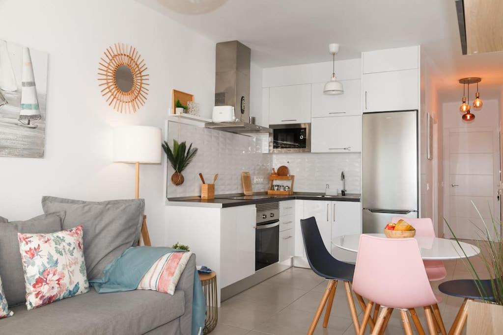 Kuchyň nebo kuchyňský kout v ubytování Apartamento Aguamarina Senator