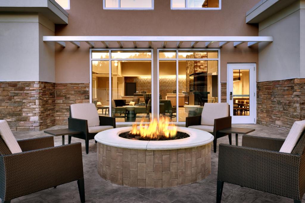 Residence Inn by Marriott Brunswick photo