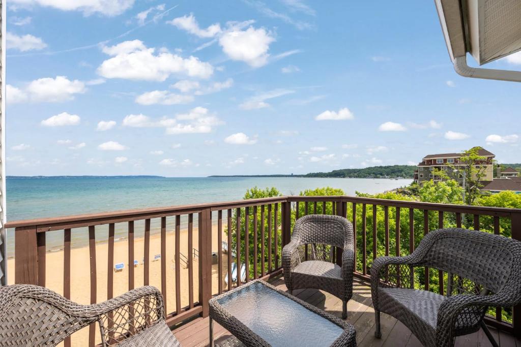 Beachside 329 Waterfront Condo, Traverse City (updated prices 2024)