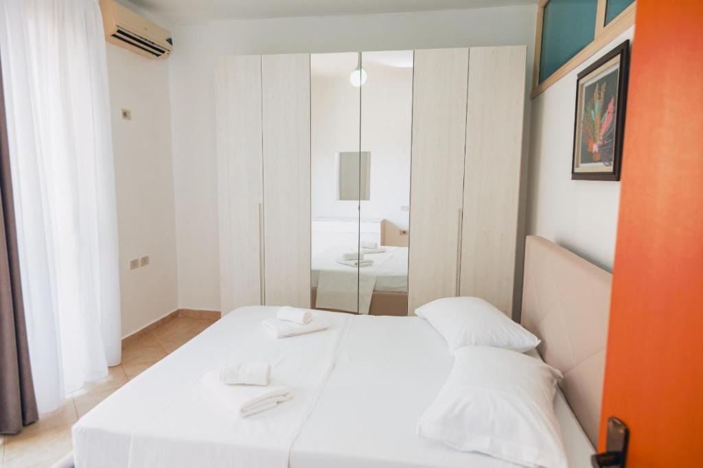 Linda Apartment - Imazhi 2