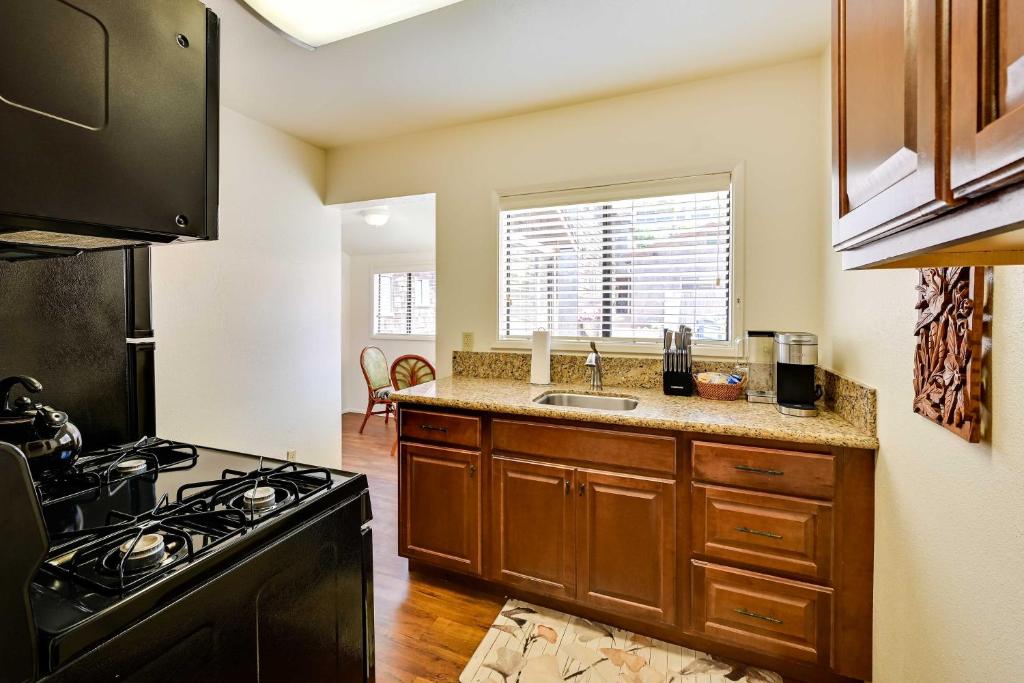 رزرو هتل، La Jolla Condo Icean Views، پیاده روی تا La Jolla Cove، آژانس مسافرتی آسمان سپید