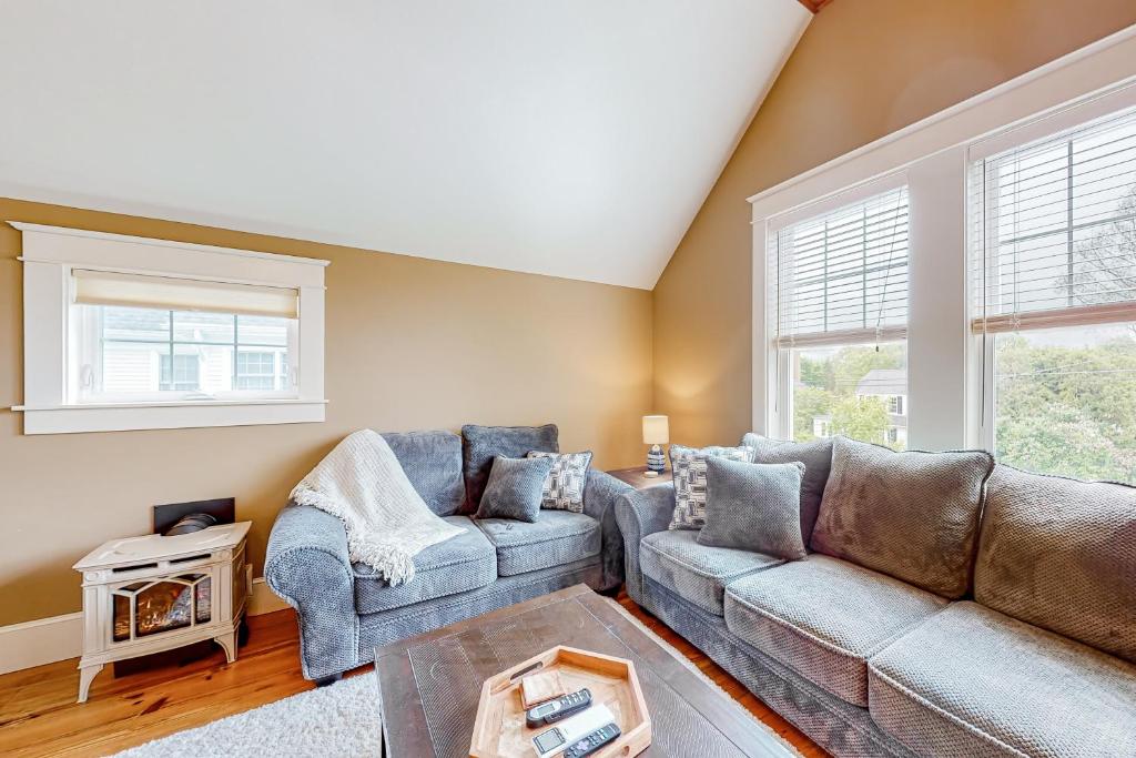 Camden Village Eaton Studio, Camden (updated prices 2024)