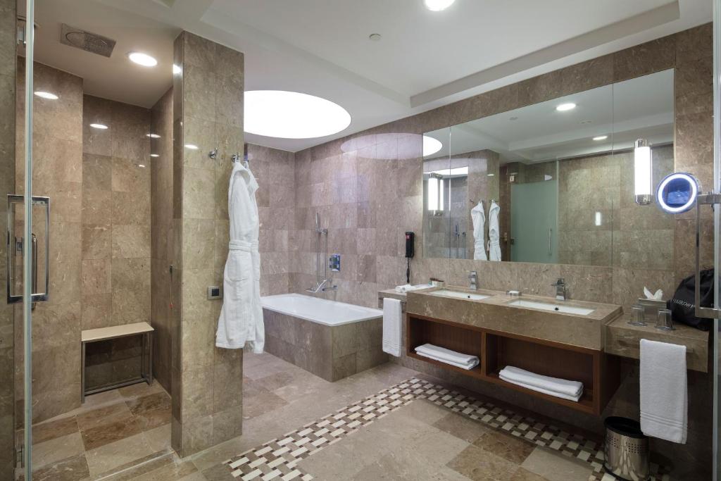 Koupelna v ubytování Sheraton Bursa Hotel
