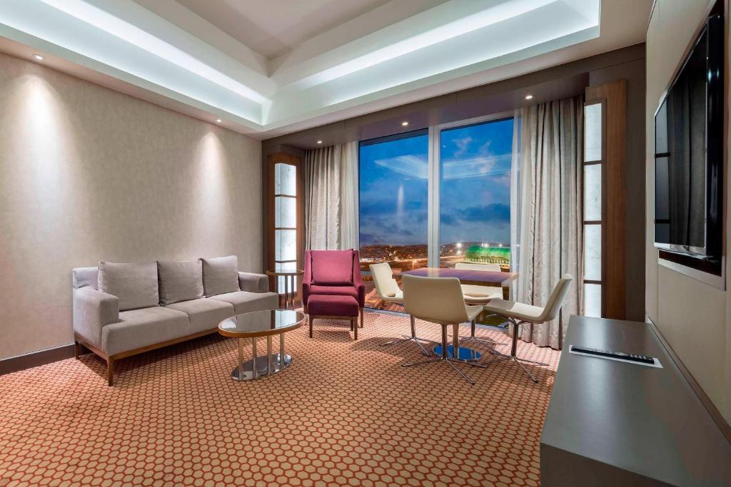 Sheraton Bursa Hotel - Deluxe Suite Room With Mountain View