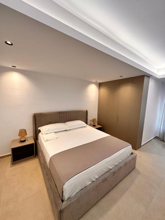 ERG APARTMENTS - Image 2