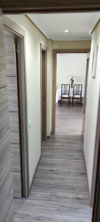 Apartamento en la playa Malvarrosa, Valencia, Spain - Booking.com