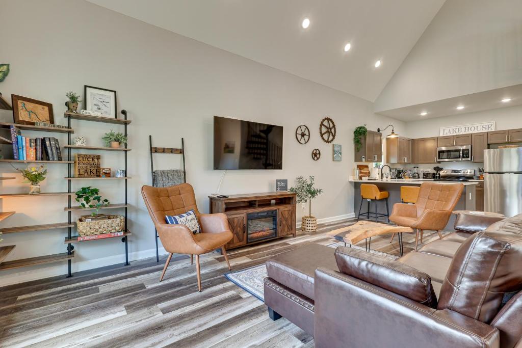 Counce Vacation Rental with Private Deck Near Golf!, Counce (updated prices 2024)