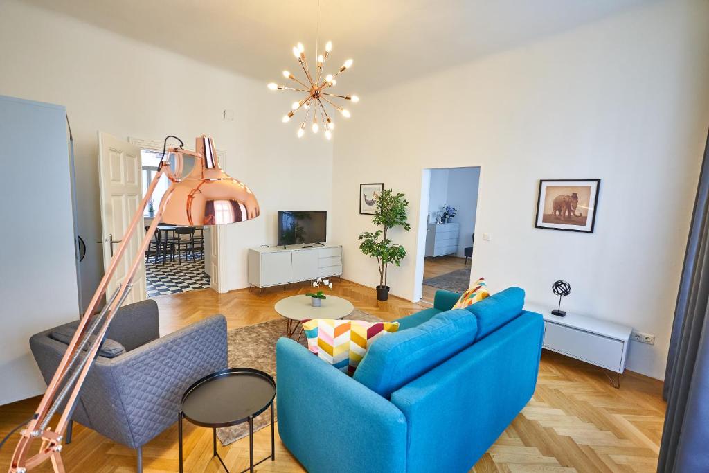 Część wypoczynkowa w obiekcie Fancy Home For 5 With Self-Check-In At Spittelberg