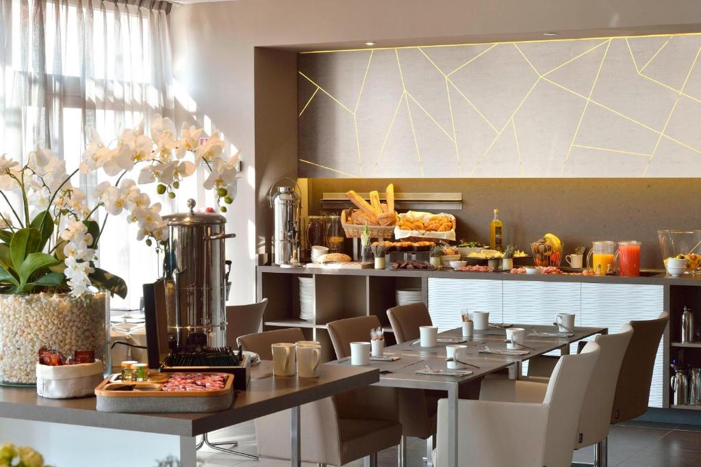 AC Hotel by Marriott Marseille Prado Vélodrome - Resim 10