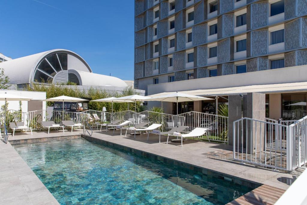 AC Hotel by Marriott Marseille Prado Vélodrome - Resim 4