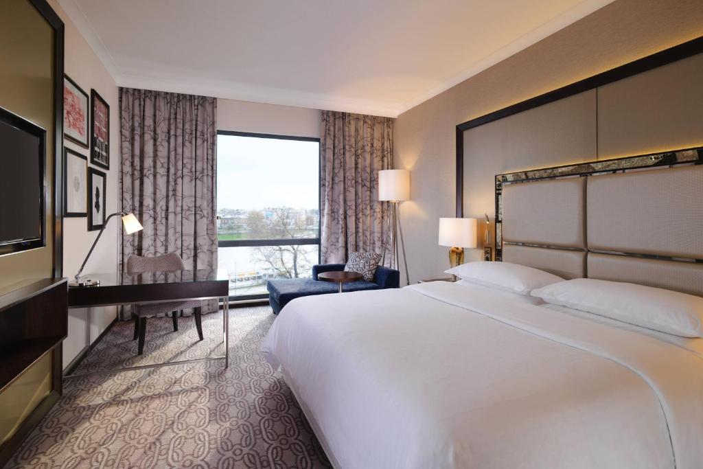 Sheraton Grand Krakow - Resim 18