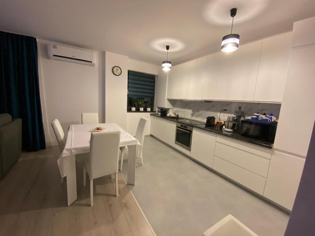 Transalpina Residence 17 - Hizvo