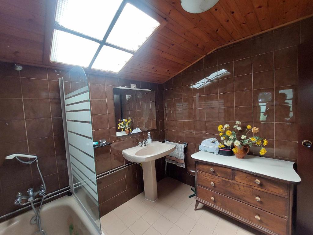 Kúpeľňa v ubytovaní A Casiña Casitas con jardin de ensueño