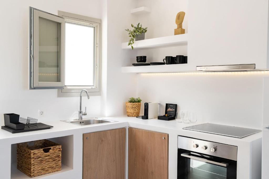 Maeva Suites Santorini - 3