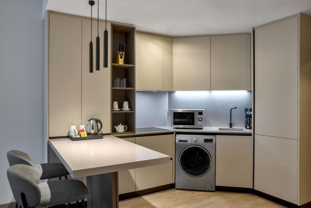 Residence Inn by Marriott Sheikh Zayed Road, Dubai - Resim 35