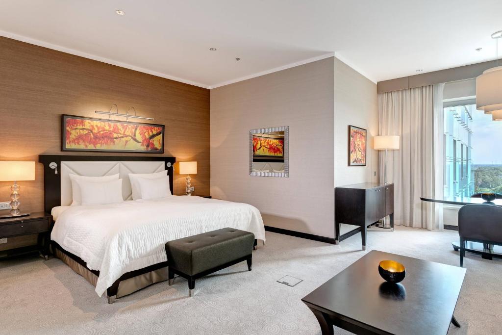 Grand Hotel River Park, a Luxury Collection Hotel, Bratislava - Resim 16