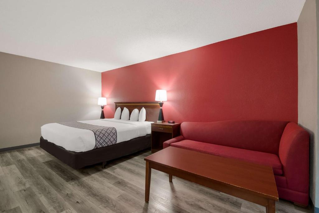 SureStay Plus Hotel by Best Western San Antonio North - King Suite Met Sofabed
