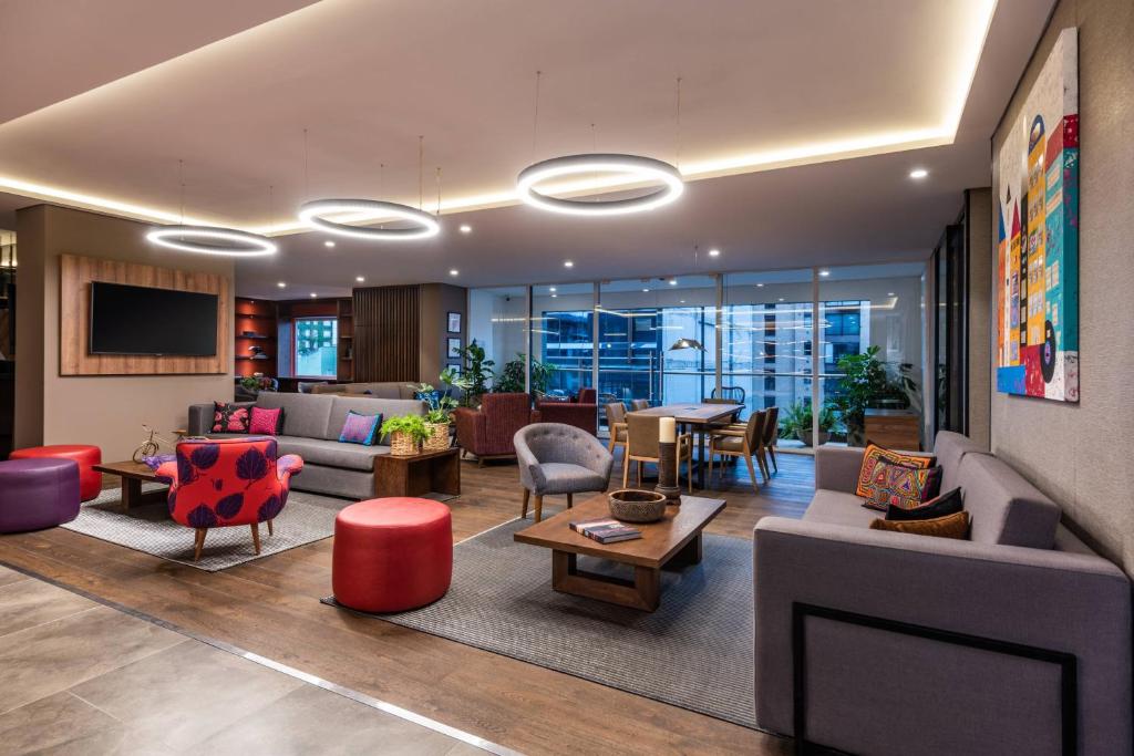 Posezení v ubytování Residence Inn by Marriott Bogota