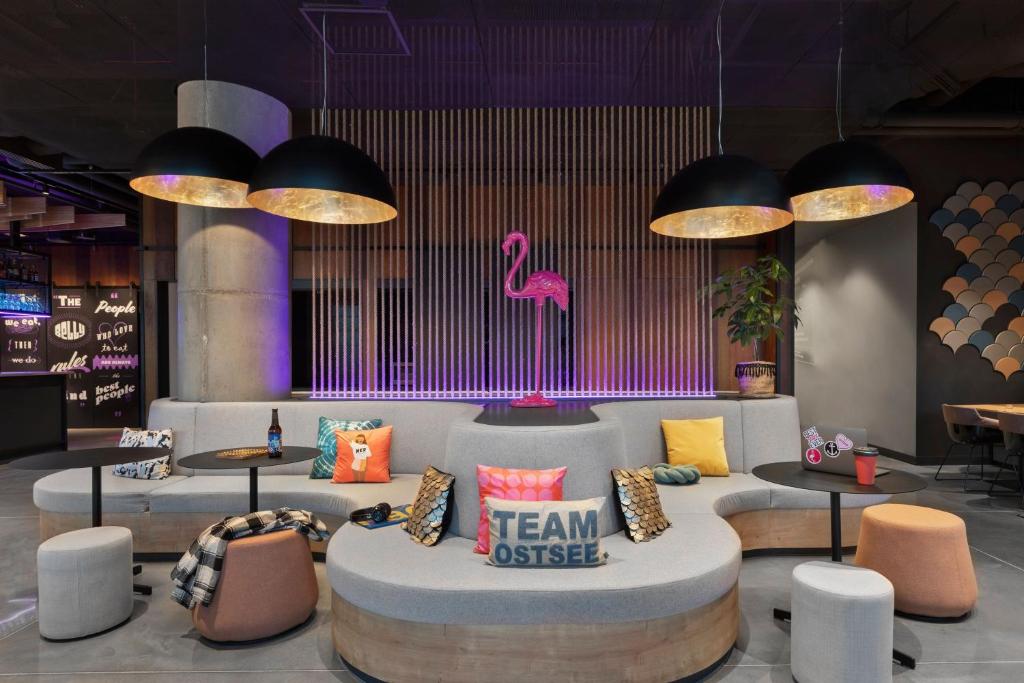 Posezení v ubytování Moxy Szczecin City