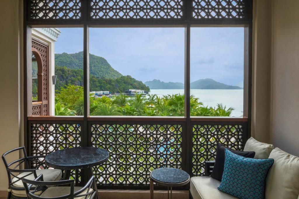 The St. Regis Langkawi - 1 Kingsize Bed, Andaman Sea View, Logeerkamer