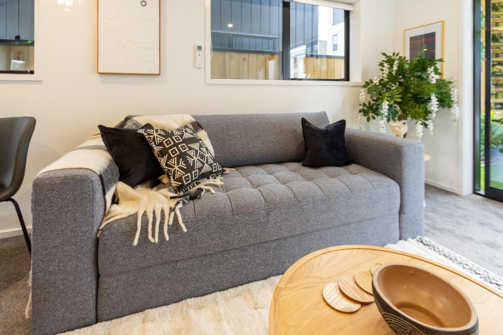 Cashel Street Hideaway 2 bed 2 bath - Resim 17