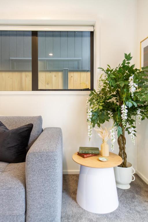 Cashel Street Hideaway 2 bed 2 bath - Resim 12