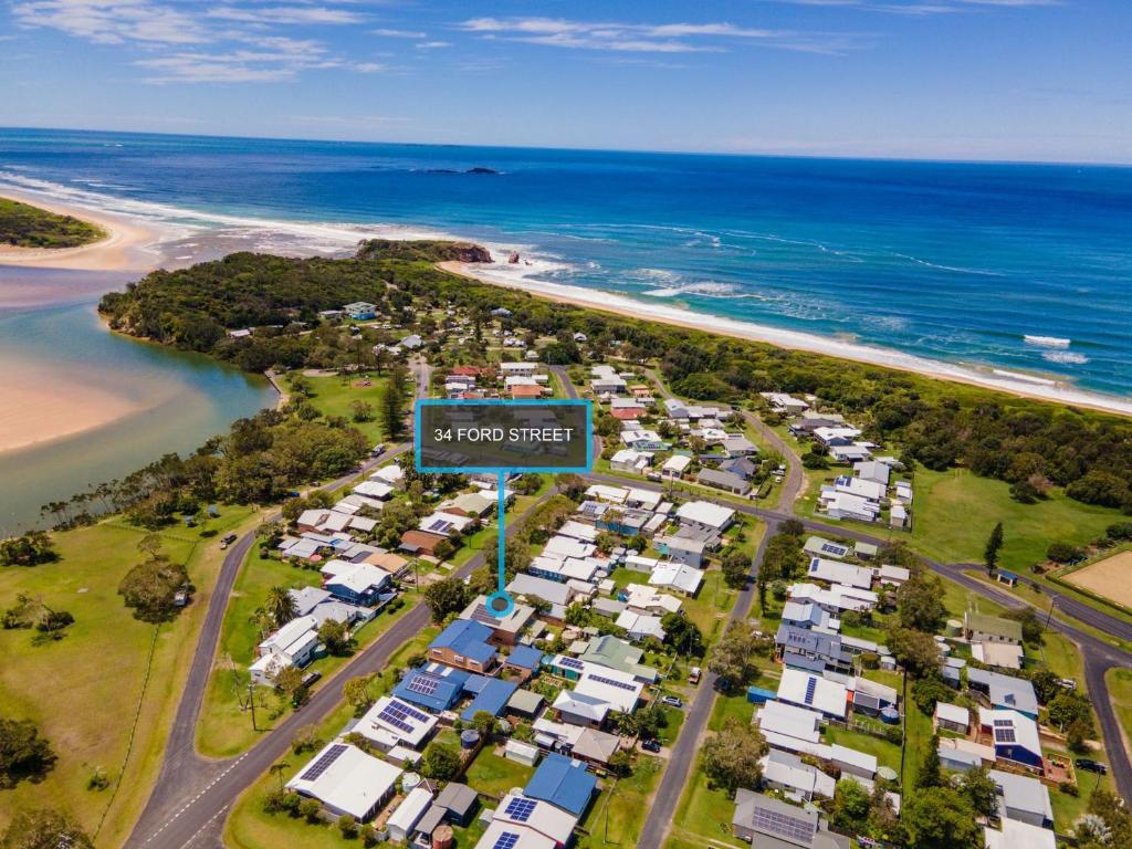 Palm Beach House, Arrawarra (updated prices 2024)