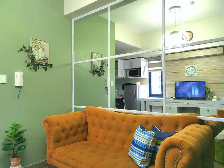 NEW Cosy 1BR above AIR MALL walk to Ayala/Buendia