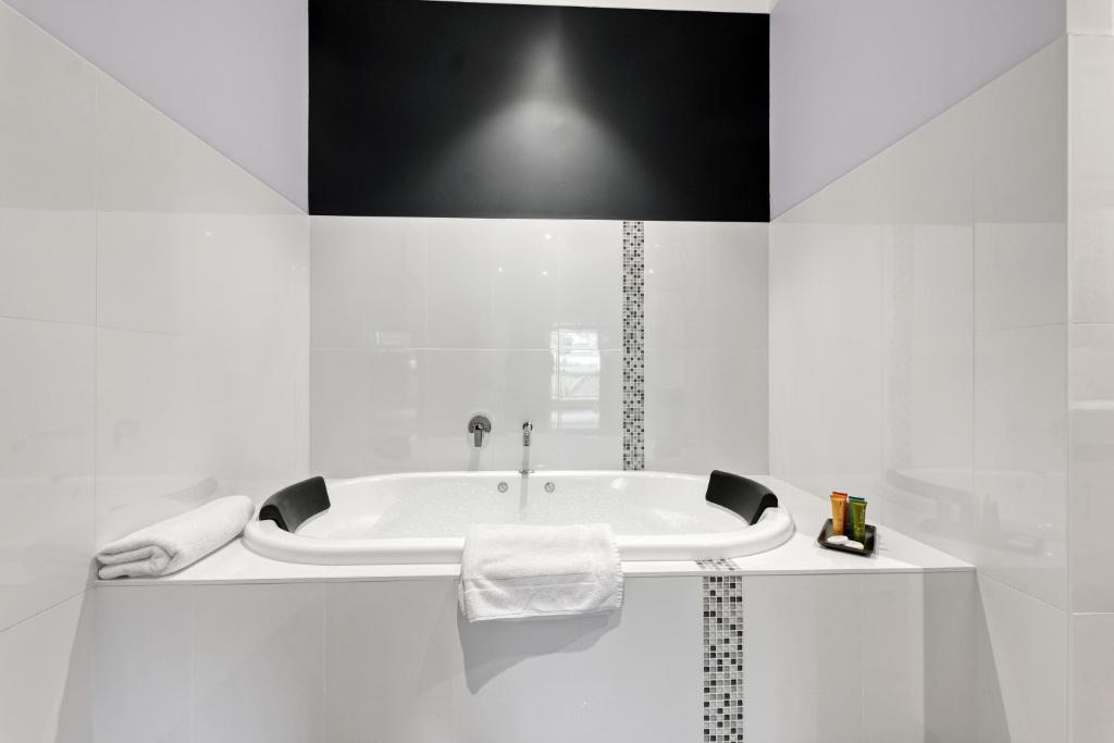 Wrenfield Cottages - Standaard King Room