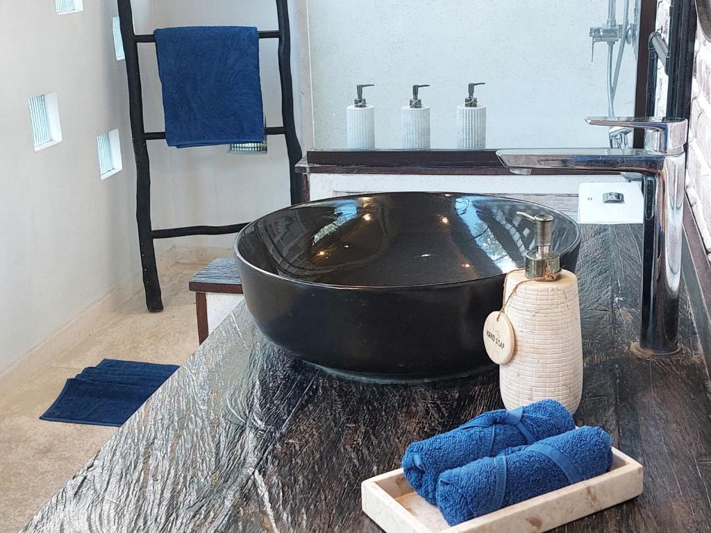 Spaces Bali Unique Boutique Hotel - 13