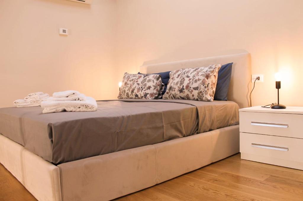Postel nebo postele na pokoji v ubytování YR Apartments Milan - Bocconi