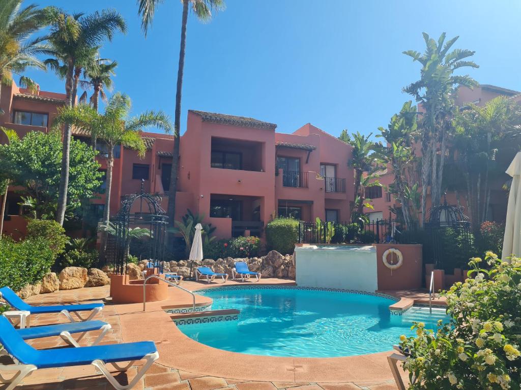 Boutique Penthouse Elviria Beachsid - Hizvo