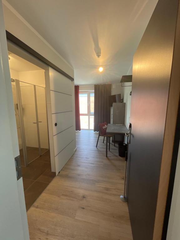 Hotel Stahltower - Single Room