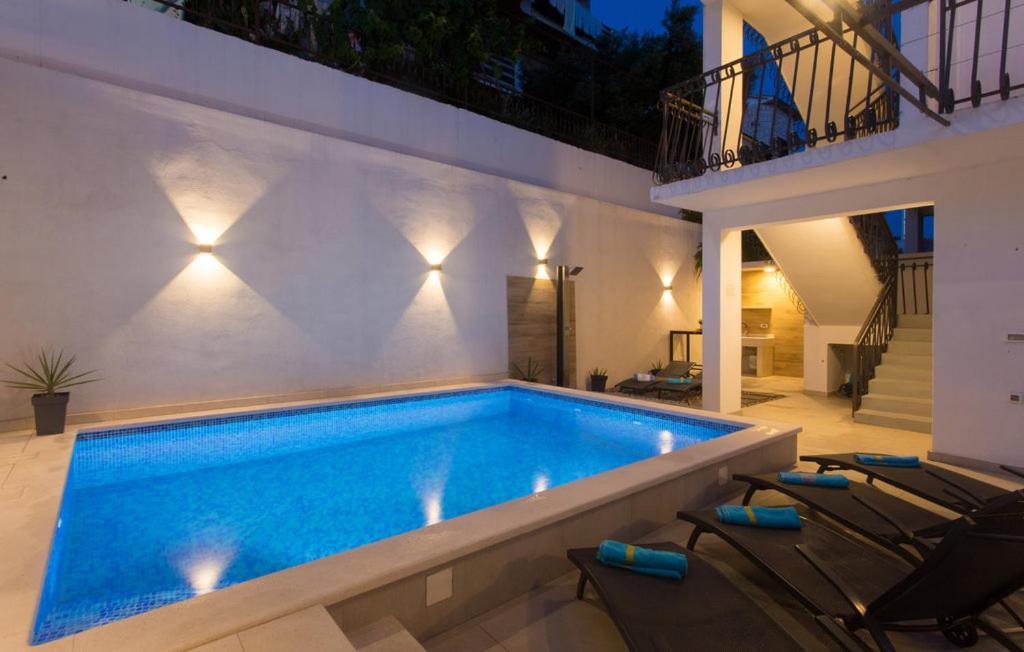 Bazén v ubytování Villa Marante with heated private pool nebo v jeho okolí