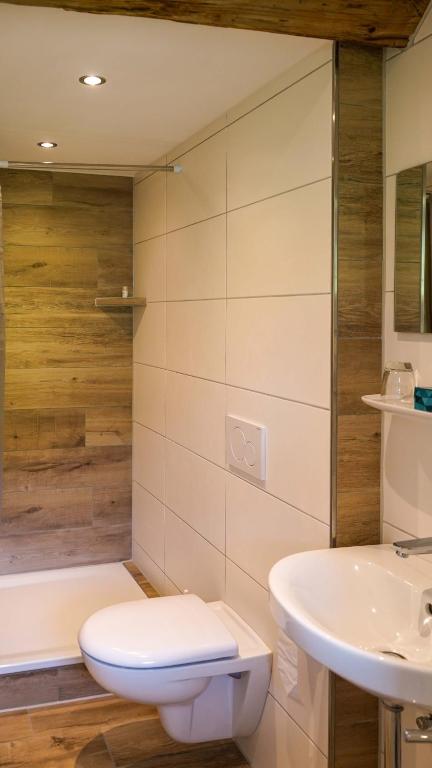 Koupelna v ubytování Hotel Hirschen