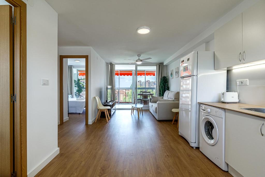 Tridente reformed apartment with pool, Alicante – Updated ...