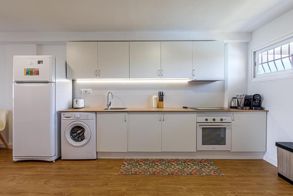 Fotografia z galérie ubytovania Tridente reformed apartment with pool v Alicante