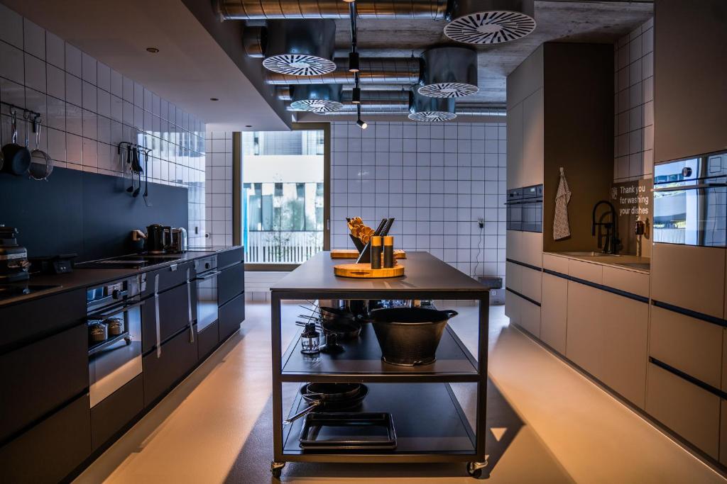 City Pop 2Night Basel - Self check-in - Resim 17