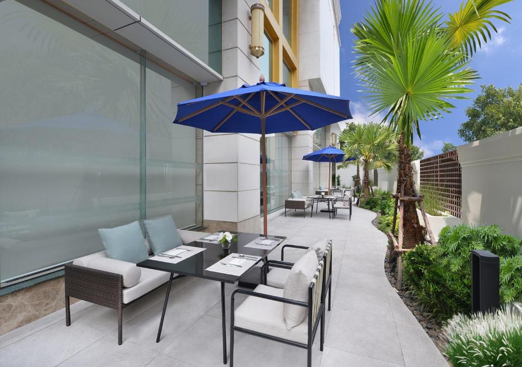 Centre Point Sukhumvit 10 - Resim 19