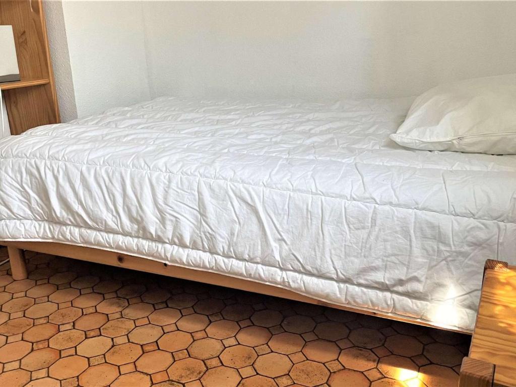 Posteľ alebo postele v izbe v ubytovaní Appartement Climatisé 4 Couchages, Parking Privé, Proche Plage - Port-la-Nouvelle - FR-1-229C-74