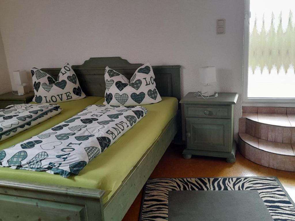 Postel nebo postele na pokoji v ubytování Ferienwohnung Seeleshof