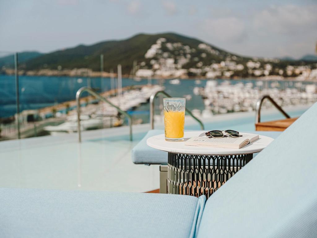 Aguas de Ibiza Grand Luxe Hotel - Small Luxury Hotel of the ...