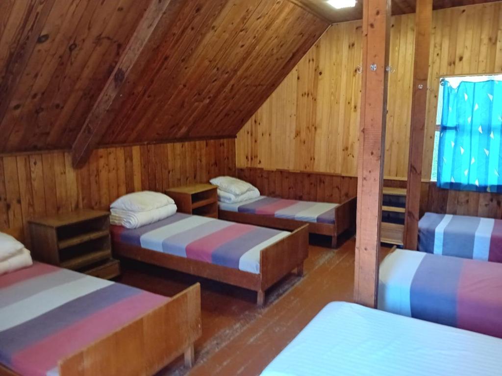 Postel nebo postele na pokoji v ubytování Camping Vaivari Jūrmala